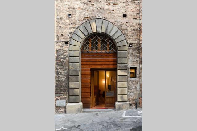 Rinidia - Siena Centroアパートメント エクステリア 写真